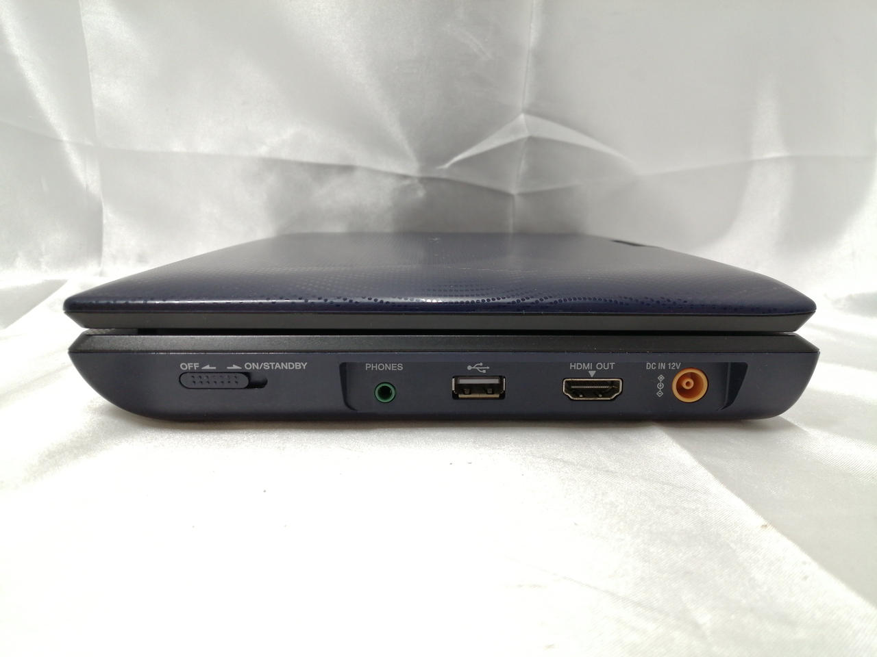 SONY ソニー　ポータブルブルーレイプレーヤー　M70502-5 41FLSf8YoSL._UF894,1000_QL80_.jpg