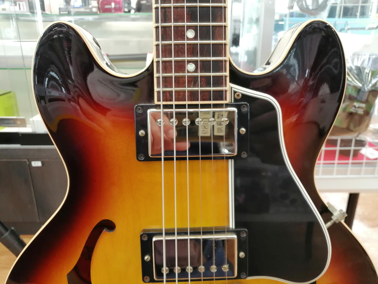 ギター Gibson ES339 Gibson ES-339 Figured Sixties Cherry セミアコギター ギブソン