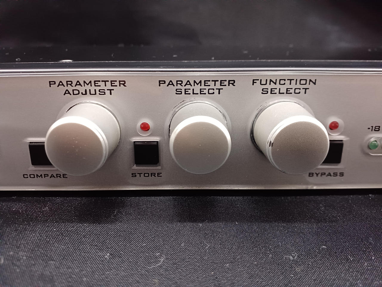 ROCKTRON XPRESSION 空間系マルチエフェクター Rocktron Xpression