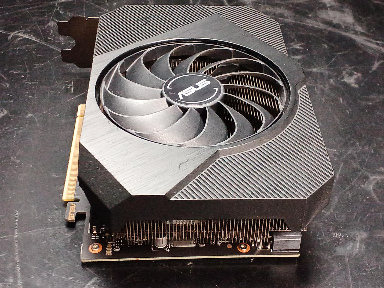 ASUS|グラフィックボード|HARDOFFオフモール（オフモ）|1010900000026686