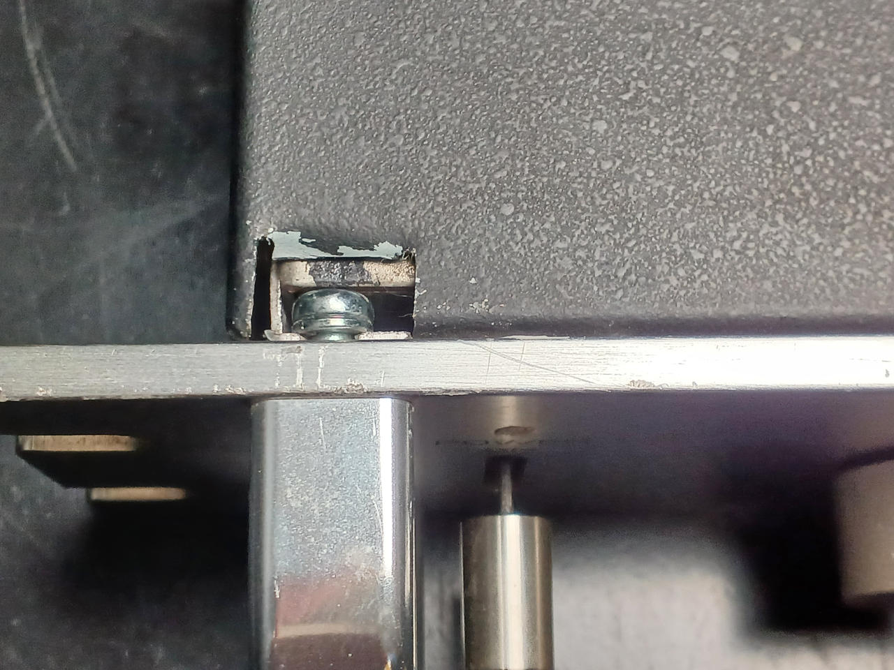 取っ手取り付け跡