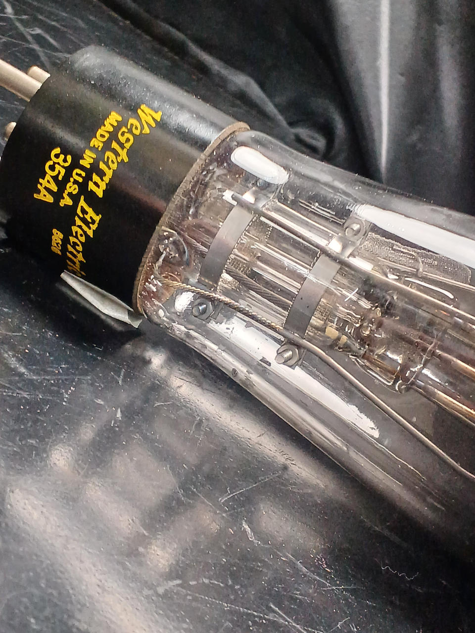 真空管内汚れあり