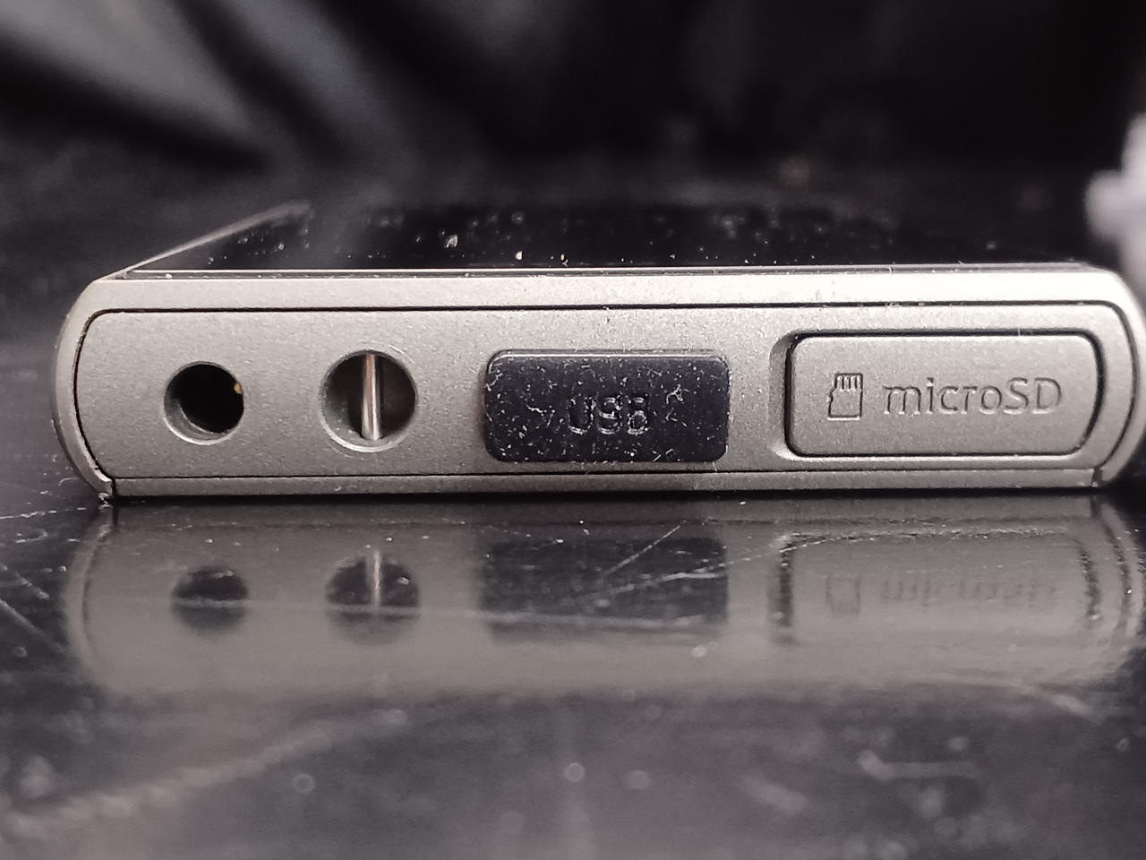 端子カバー装着時