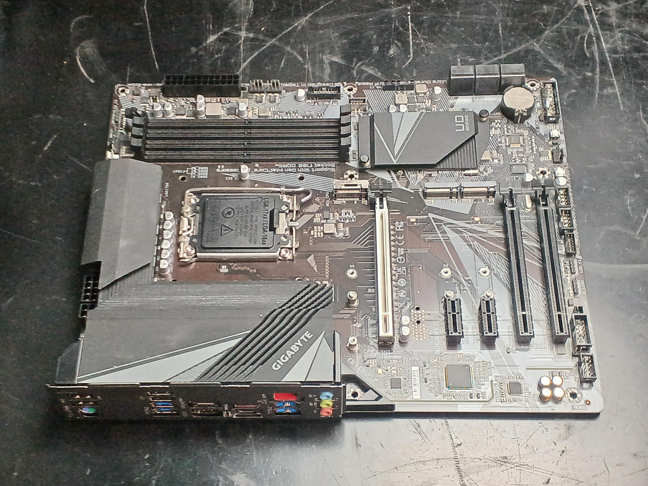 GIGABYTE|マザーボード|【ハードオフ公式通販】オフモール