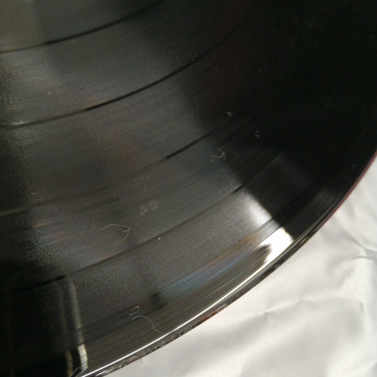 キズあります。