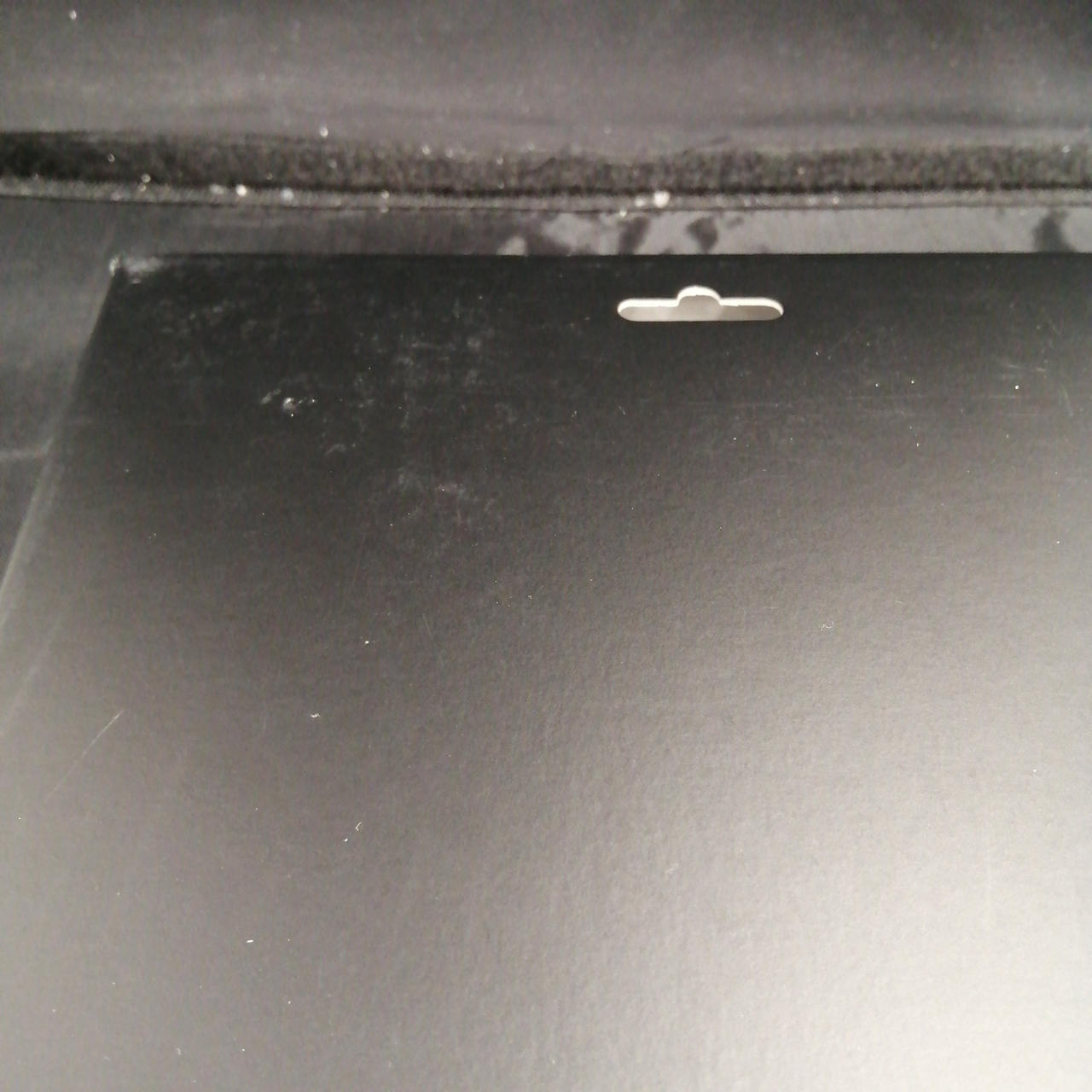 キズあります。