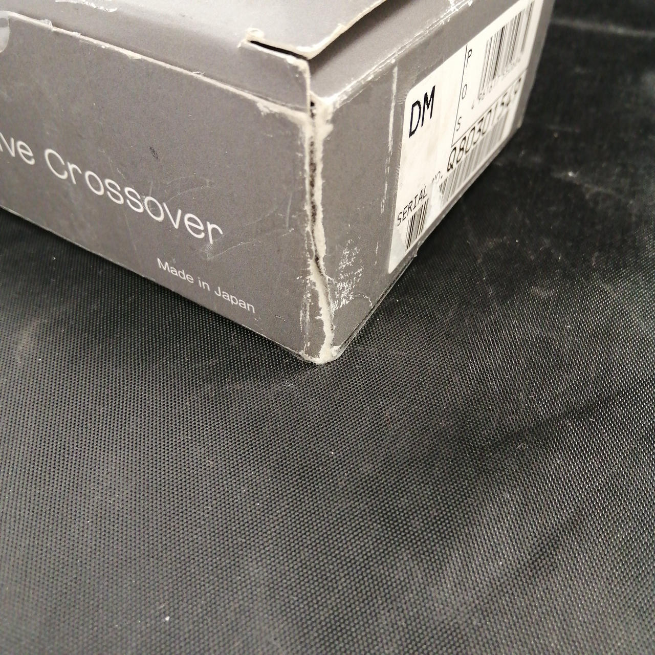 セロテープで貼ってあります。