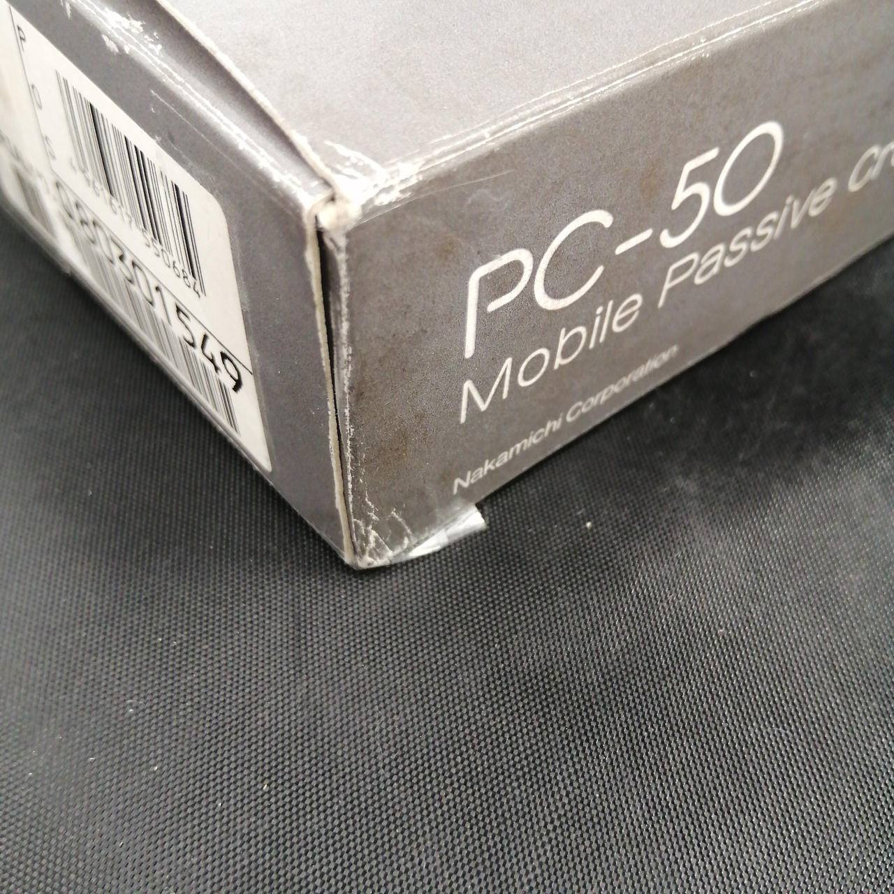 セロテープで貼ってあります。