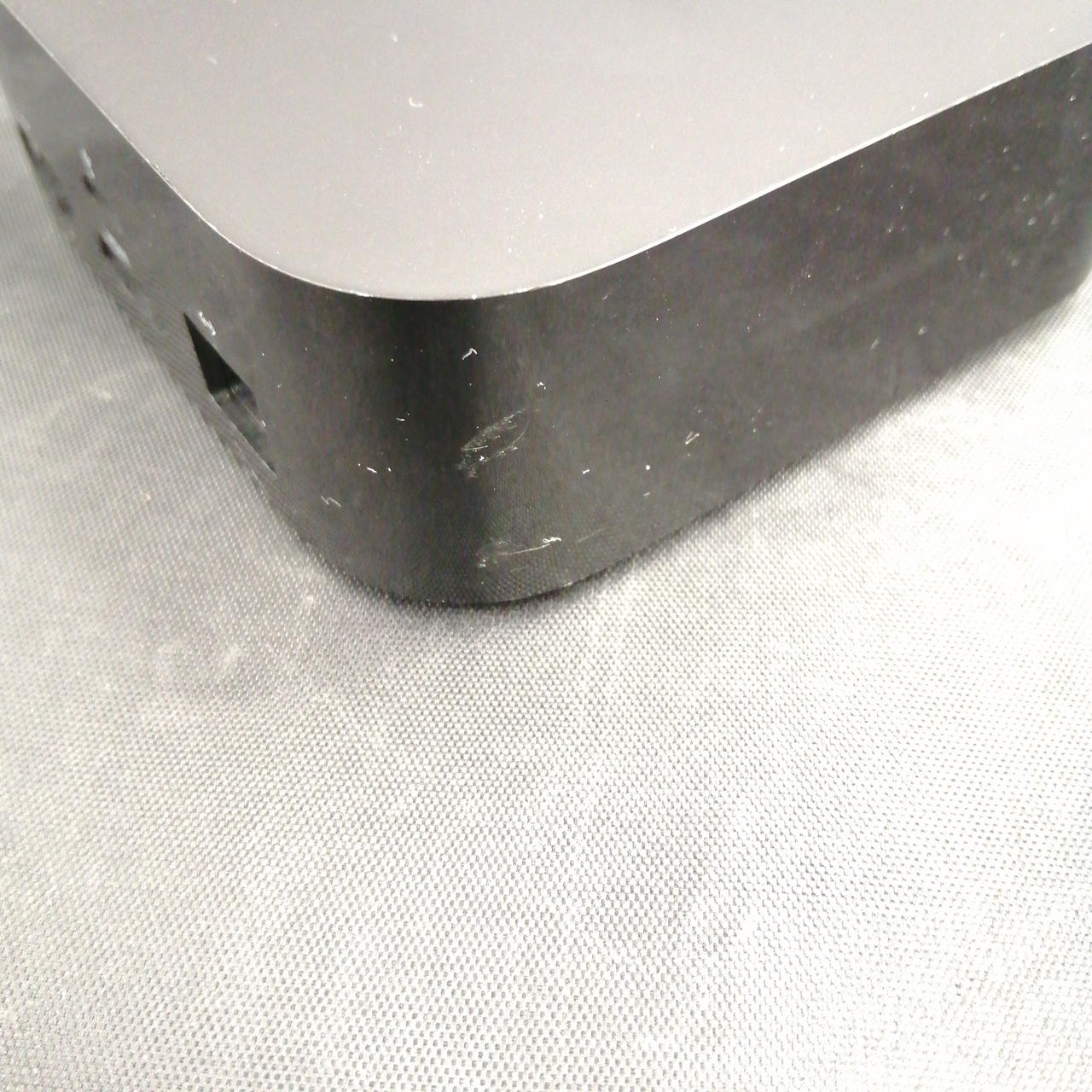 キズあります。