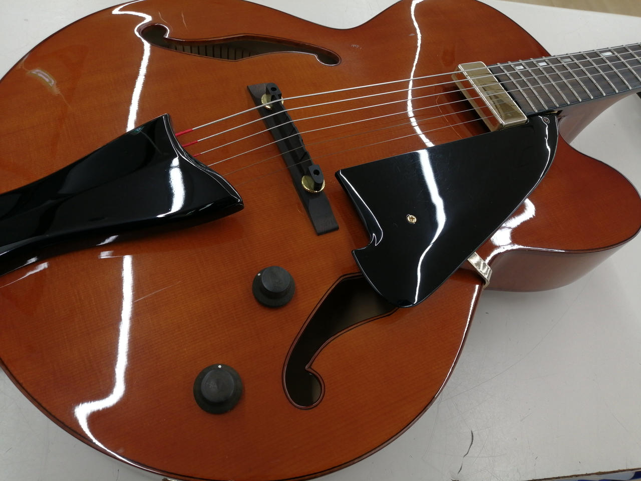 アイバニーズ　フルアコ　AFC151-DA Ibanez アイバニーズ AFC71-VLS Artcore Contemporary Archtop