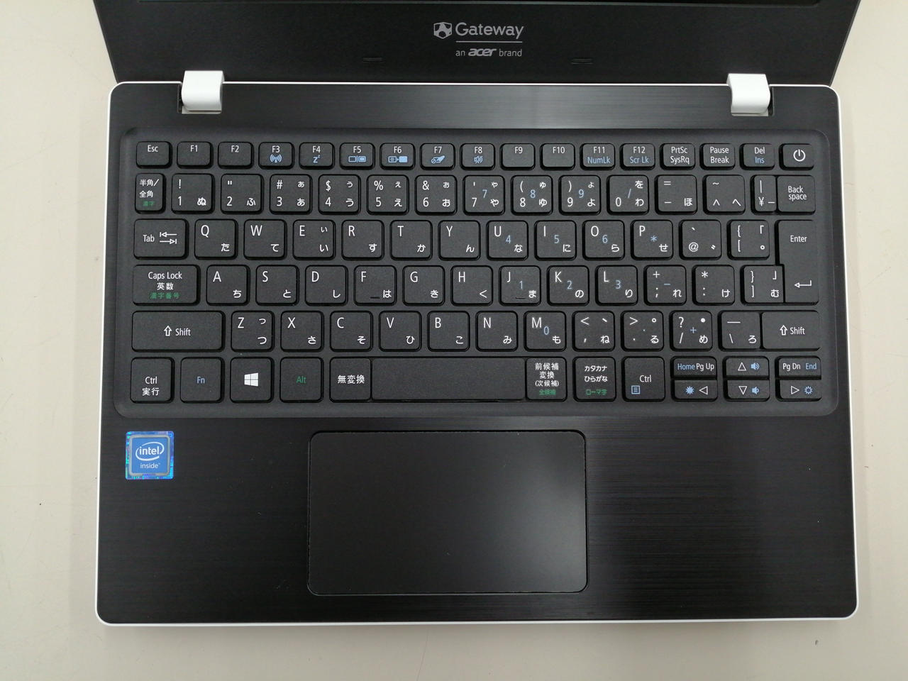 GATEWAY 型番：NE132-F14P ノートパソコン