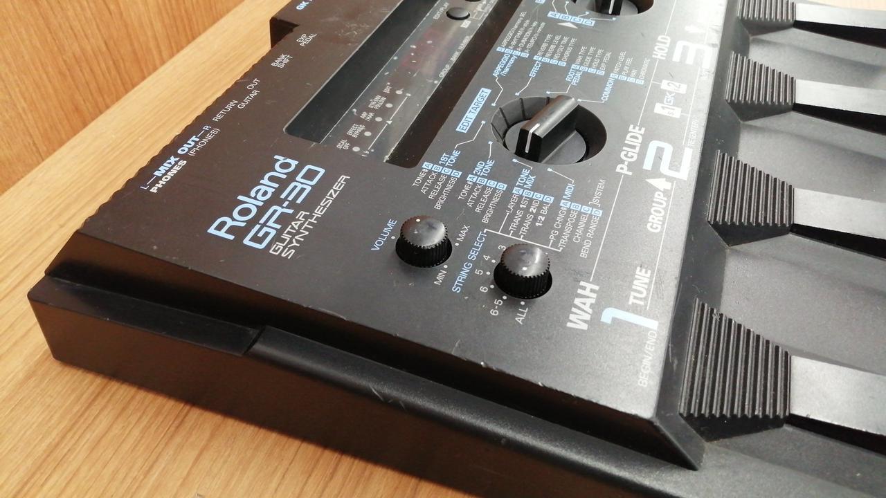 Roland GR-30 ギターシンセサイザー Roland GR-30 ギターシンセサイザー Roland GR-30 Guitar