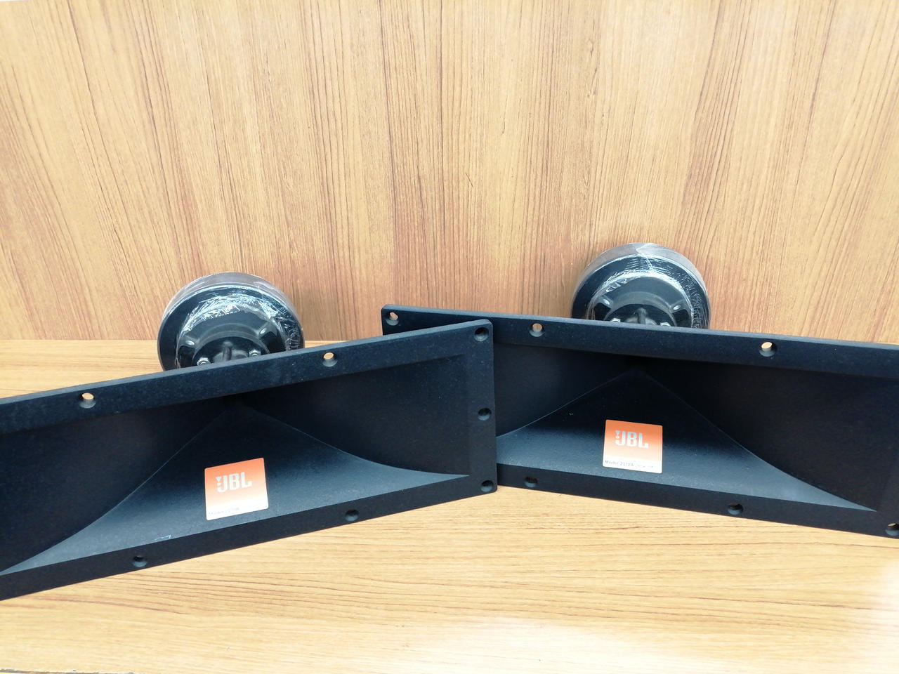 JBLホーン2370A中古動作品2ペアーの出品です❣ JBLホーン2370A中古動作品2ペアーの出品です❣ JBLホーン2370A中古動作