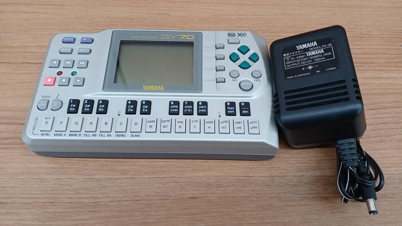 ヤマハ(YAMAHA)|シーケンサー QY70|【ハードオフ公式通販】オフモール