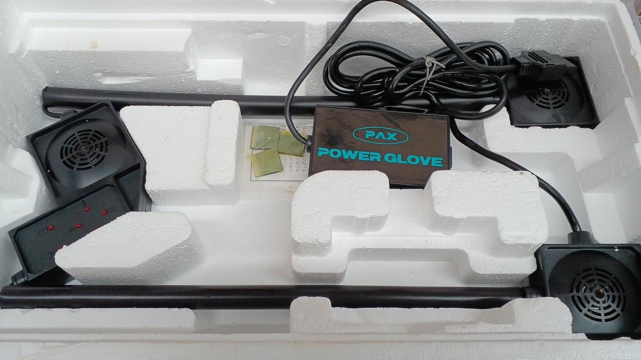 PAX|ファミコン専用コントローラー パワーグローブ|【ハードオフ公式