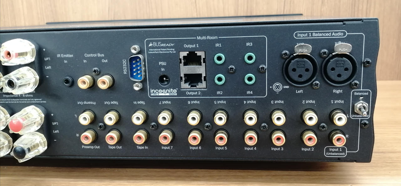 使用数回CambridgeAudioTOPAZAM5プリメインアンプケンブリッジ 使用数回CambridgeAudioTOPAZAM5プリメインアンプケンブリッジ