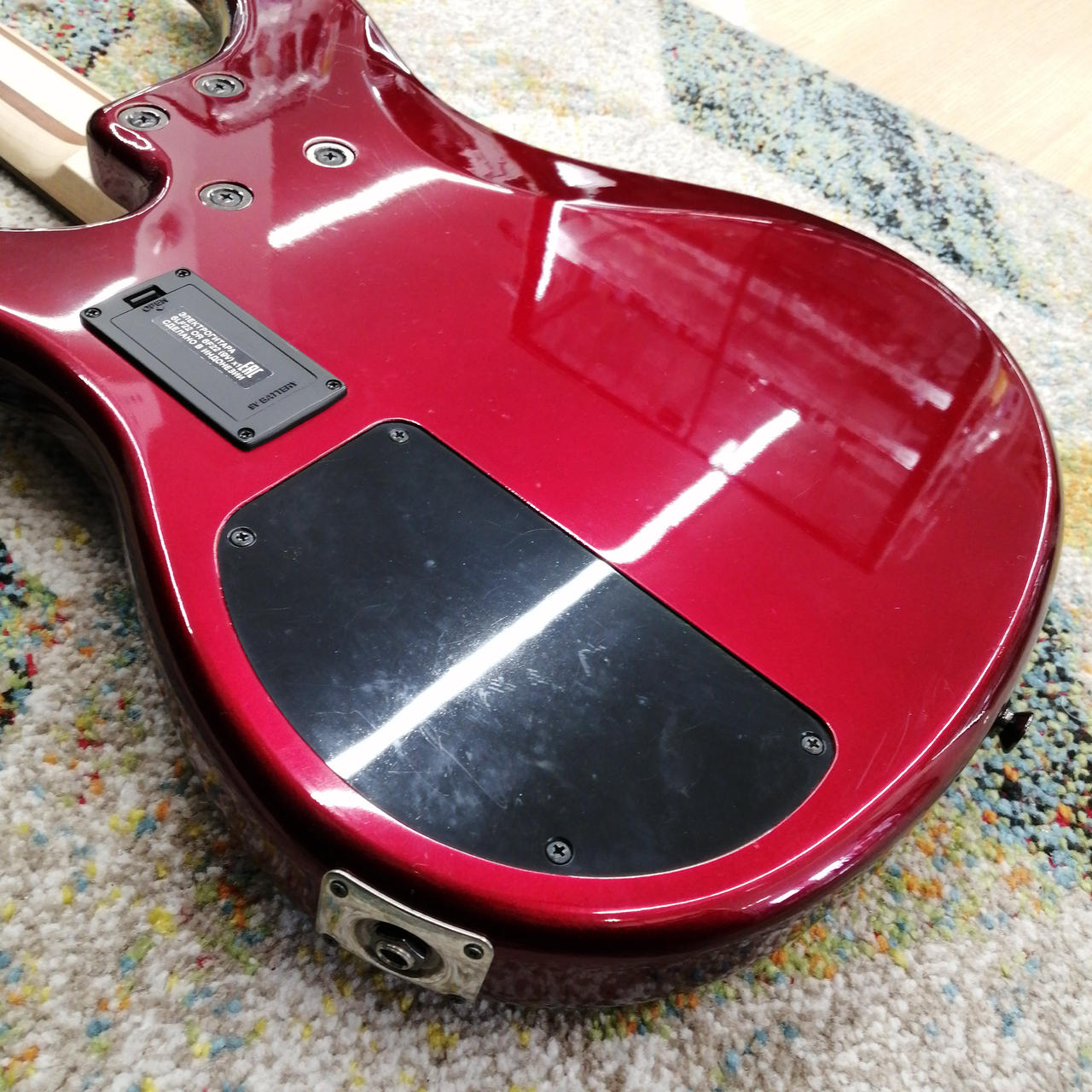 【美品】Yamaha エレキベースTRBX304　ハードケース付 楽天市場】YAMAHA ベース TRBX304 CAR 初心者 入門セット13点