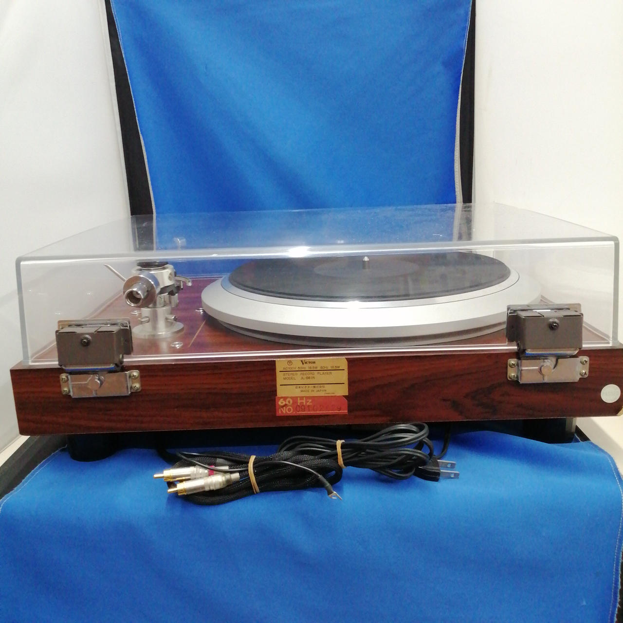 【Victor】レコードプレーヤー 41nNbQ0UZBL._UF350,350_QL50_.jpg