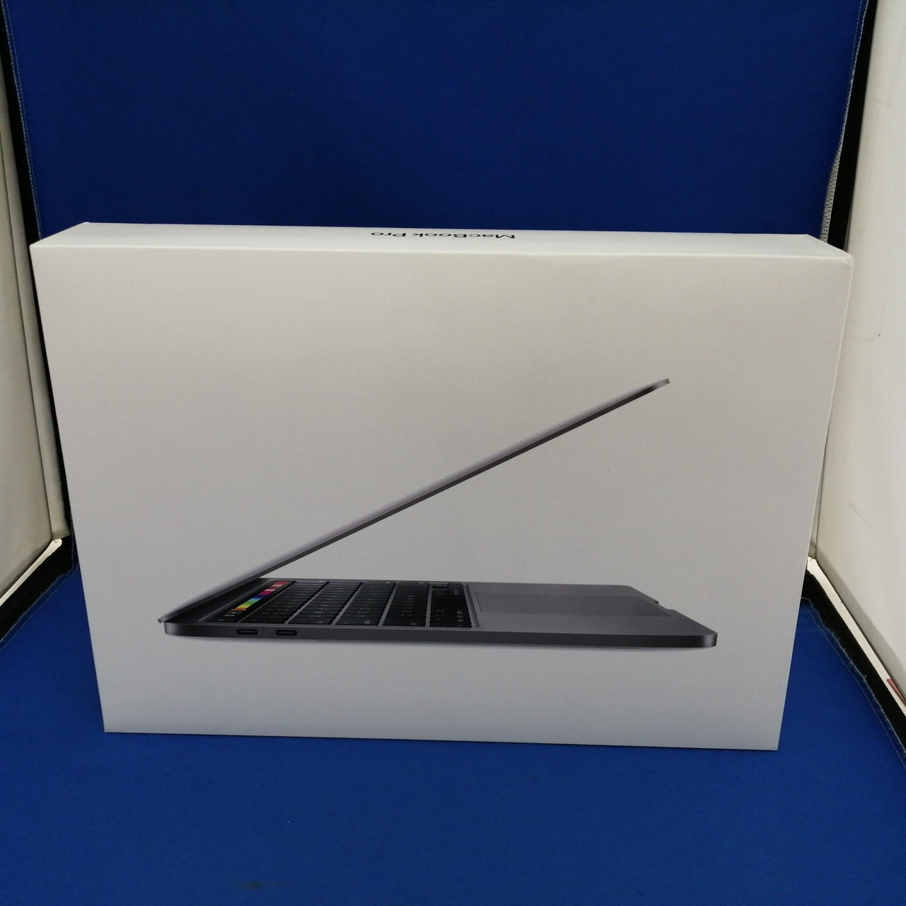 アップルコンピュータジャパン(APPLE)|MACBOOK PRO 13インチ