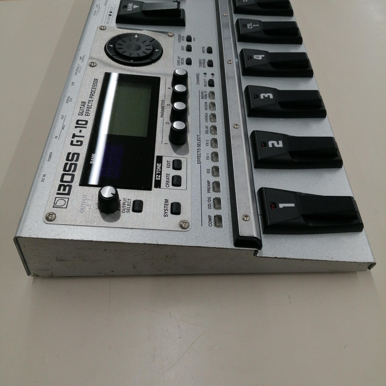 【値下げ!!】ギター用マルチエフェクターGT-10　※おまけ付き Amazon | BOSS GT-10 | ディストーション・オーバードライブ