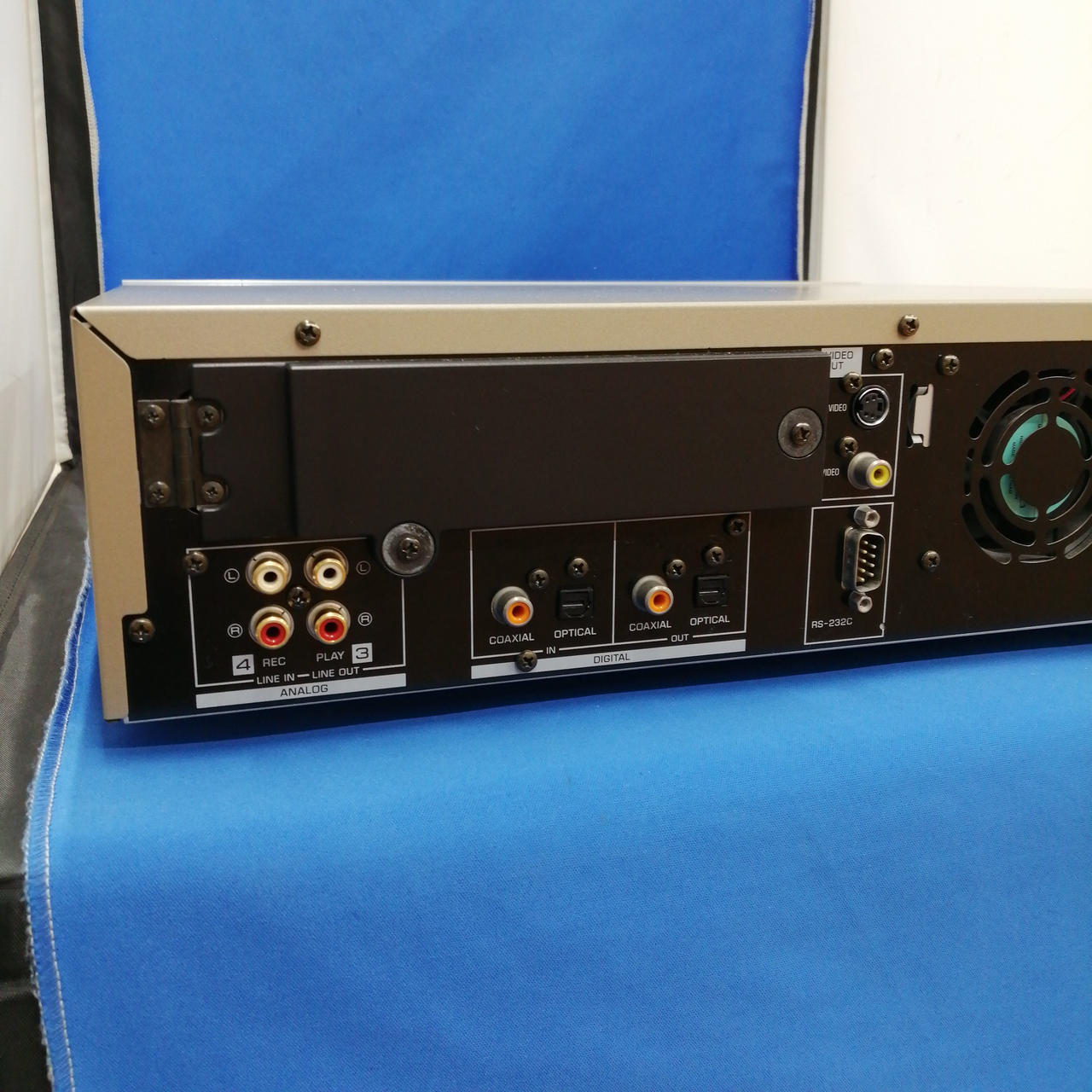 YAMAHA CDR−HD1300 HDD／CDレコーダー YAMAHA CDR-HD1300の仕様 ヤマハ