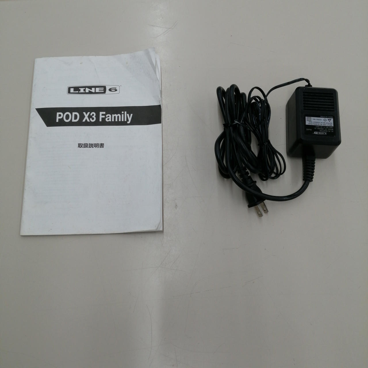 ★【取説・ケース付】LINE6  POD X3 LIVE マルチエフェクター ☆【取説・ケース付】LINE6 POD X3 LIVE マルチエフェクター