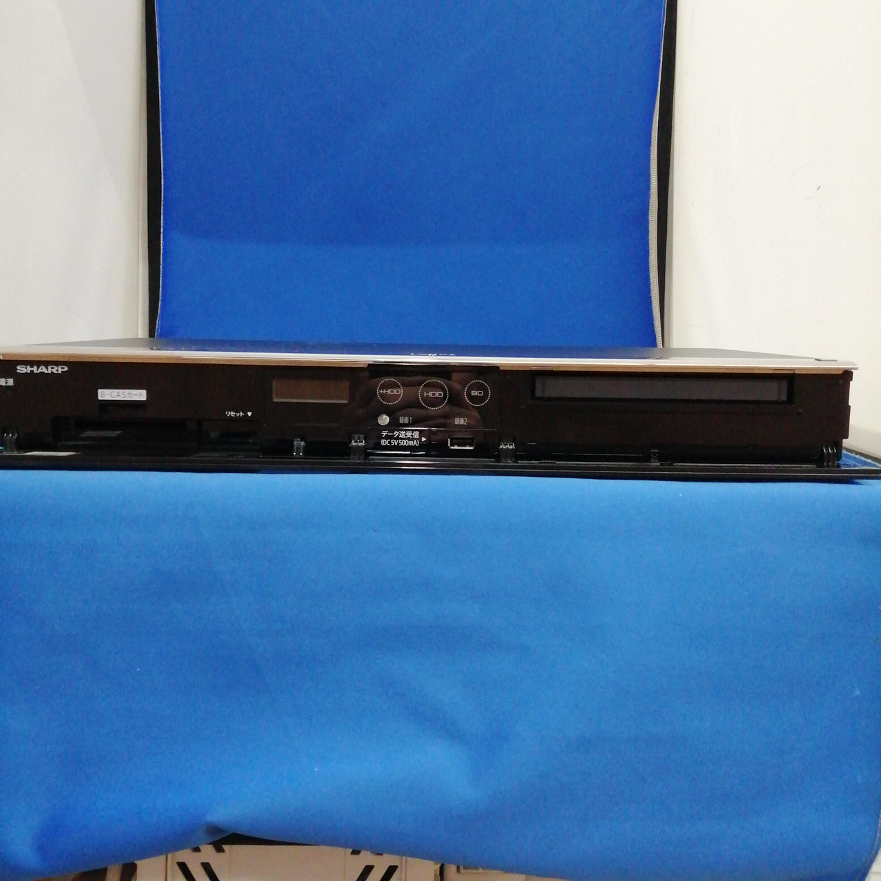W) SHARP BDレコーダー BD-W560SW Sharp AQUOS BD-W560 Blu-Ray Recorder 500GB Used w