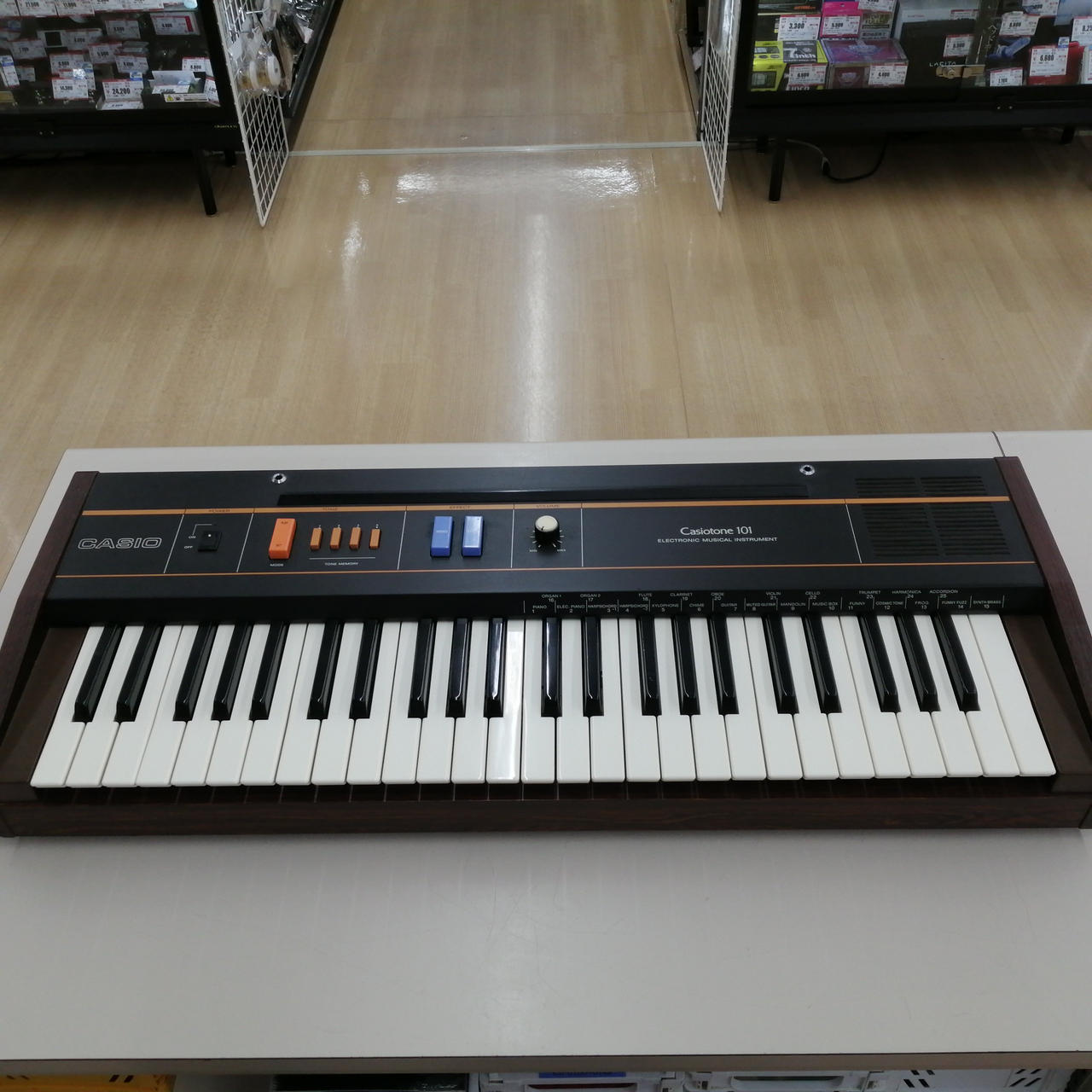 CASIO Casiotone 101 アナログシンセサイザー Casiotone 101 CT-101 Analog Synthesizer Organ Wood Sides