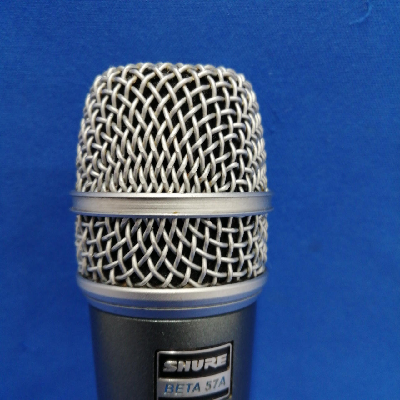 【美品ほぼ未使用】 SHURE ダイナミックマイク BETA57A SHURE シュア BETA 57A ダイナミックマイクロホン 超単一指向性