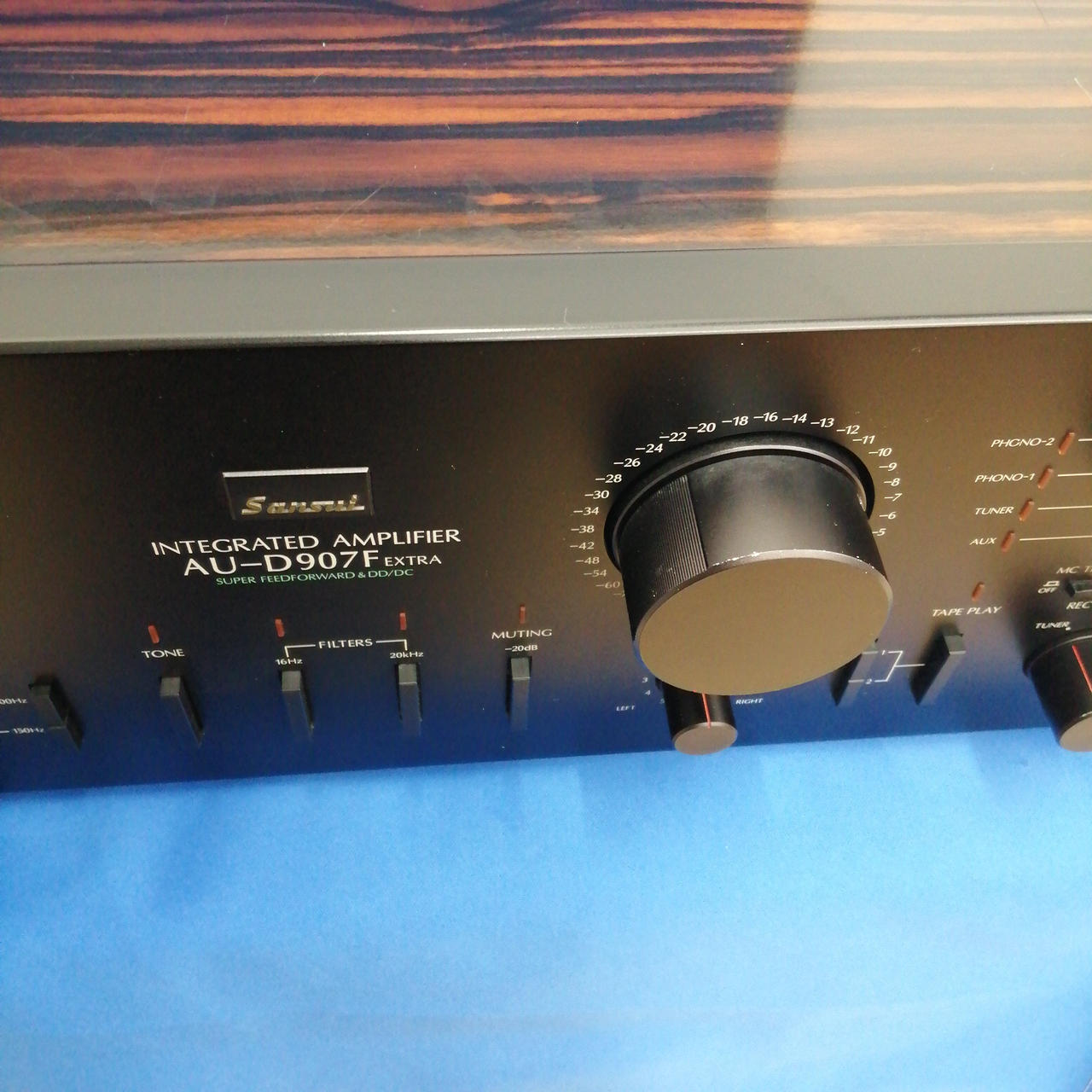 M6651 SANSUI プリメインアンプ AU-D907F EXTRA M6651 SANSUI プリメインアンプ AU-D907F EXTRA