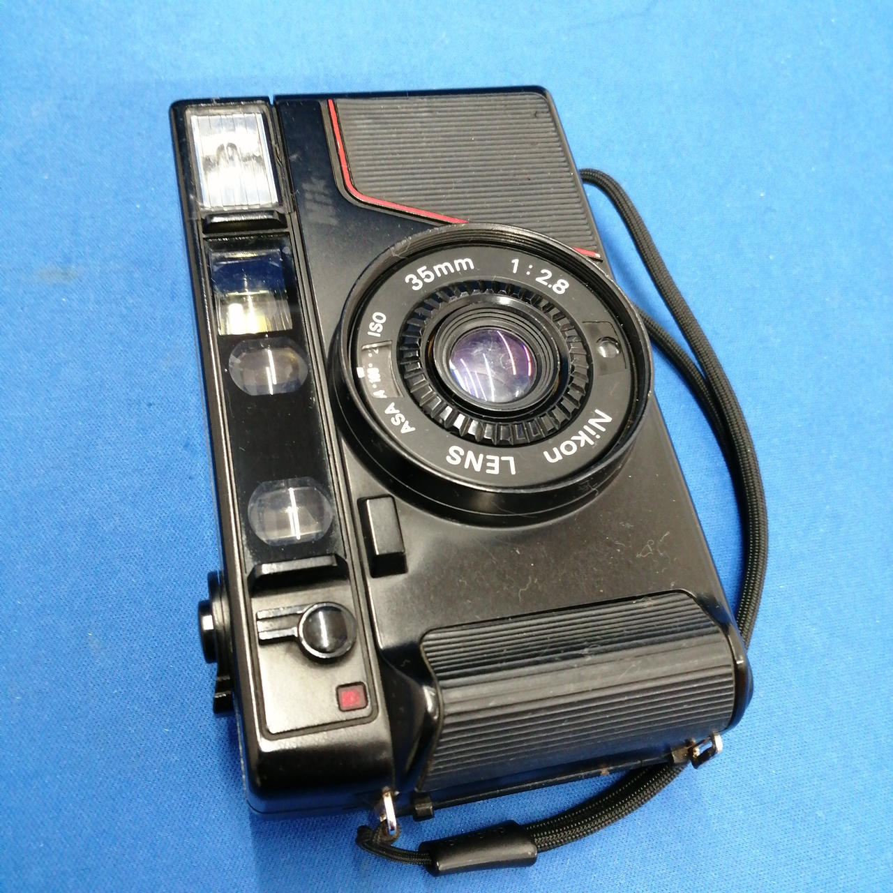 ニコン　３５AＤ フィイルムカメラ Nikonのフィルムカメラが超優秀すぎた。クリスマスプレゼントに