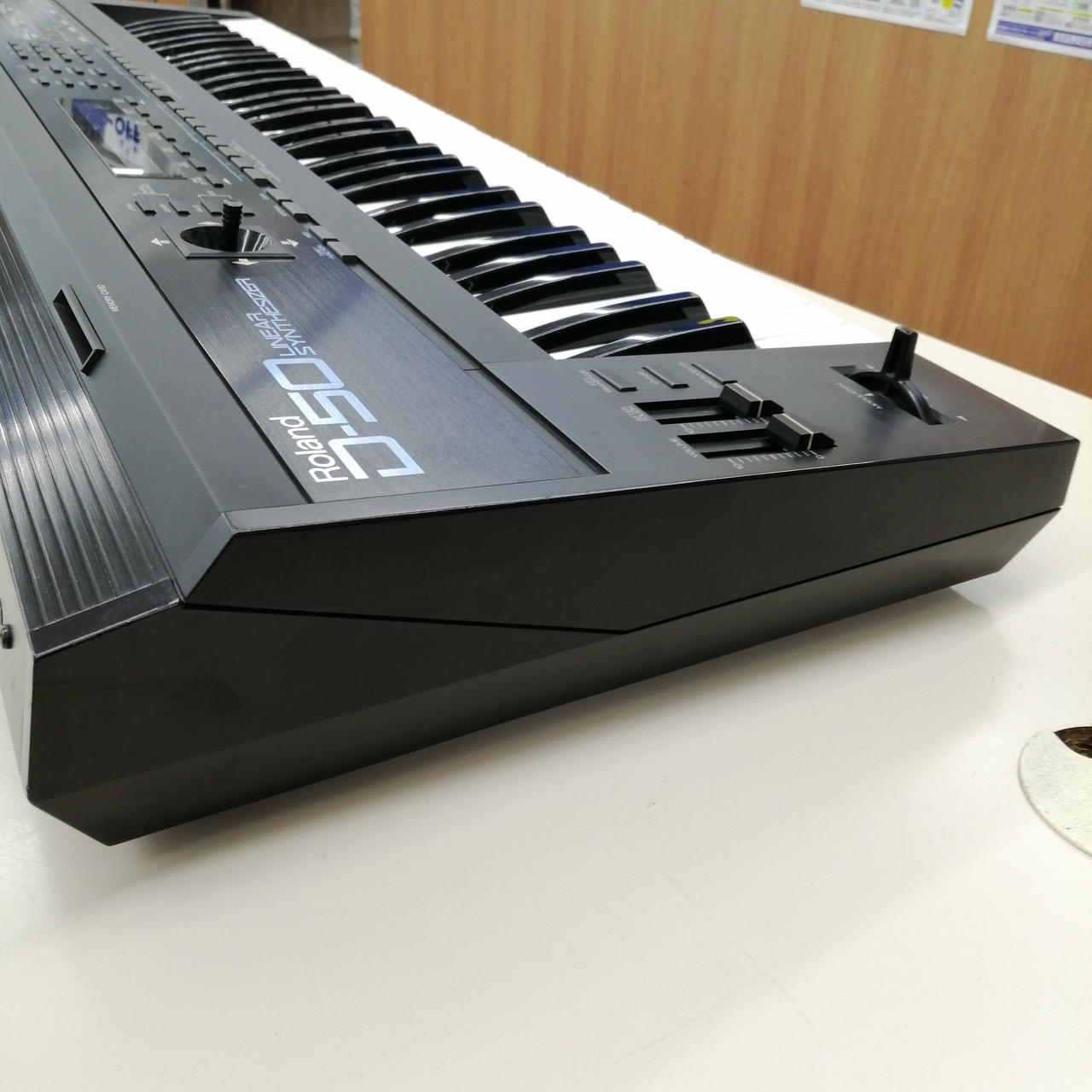 中古】Roland シンセサイザー D-50 ハードケース・取説・音色カード
