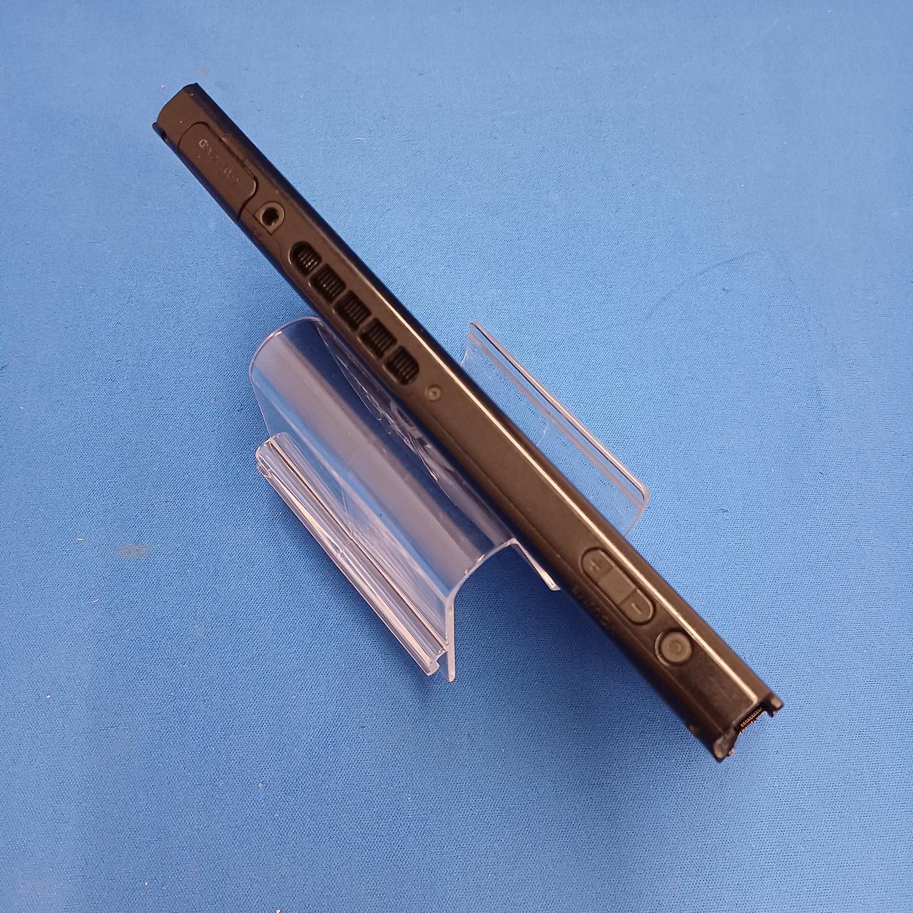 本体若干曲がりあり