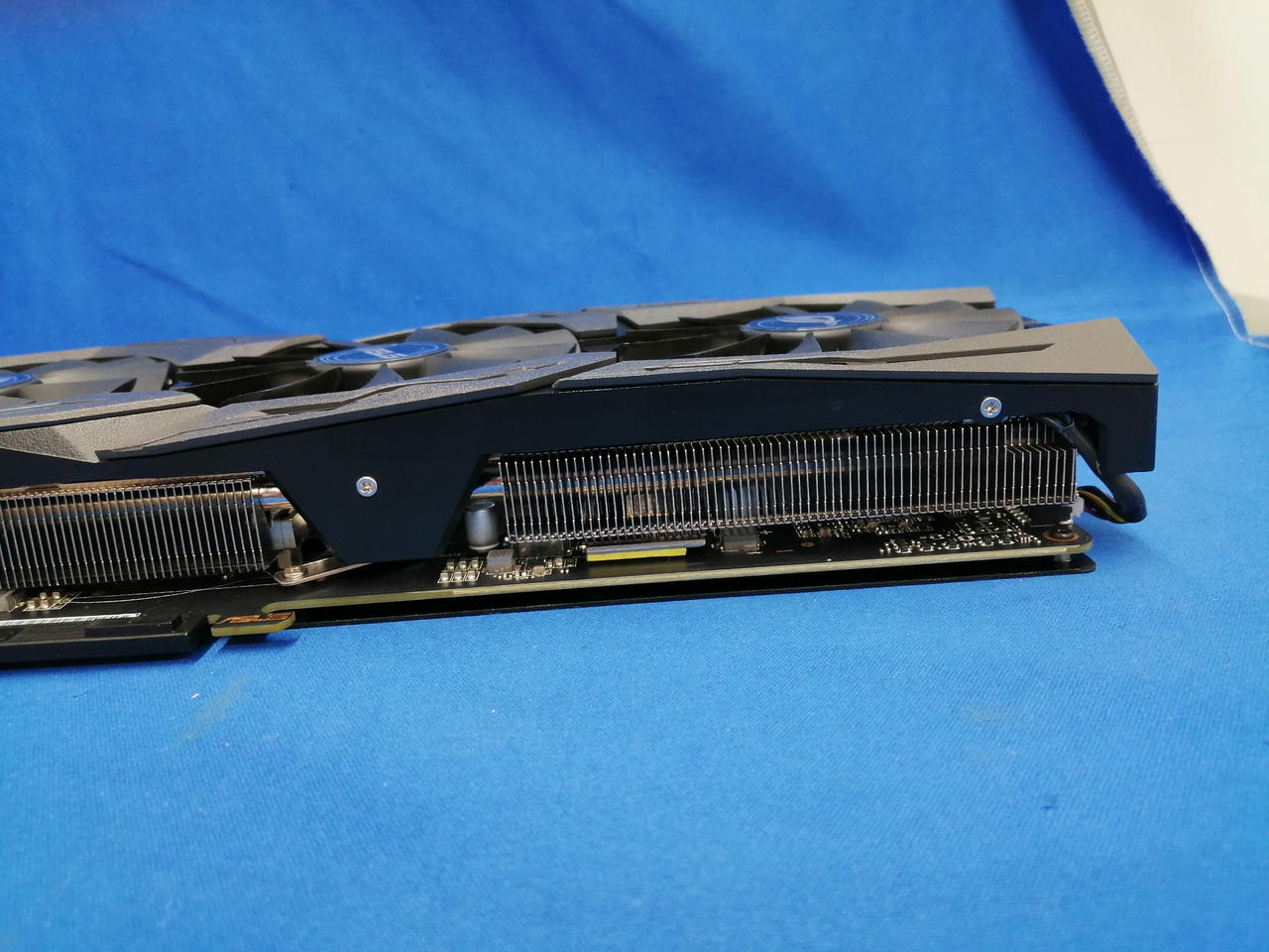 アスース(ASUS)|グラフィックボード/STRIX-GTX1070-O8G-GA