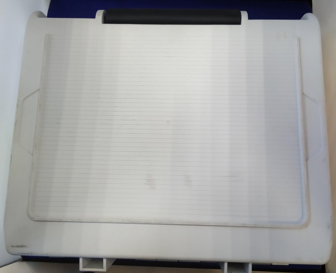 キズ、汚れあります。