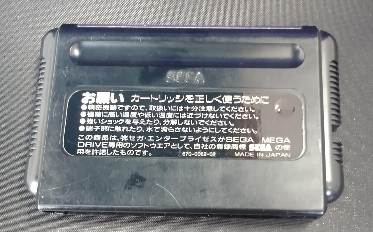 キズ目立ちます。