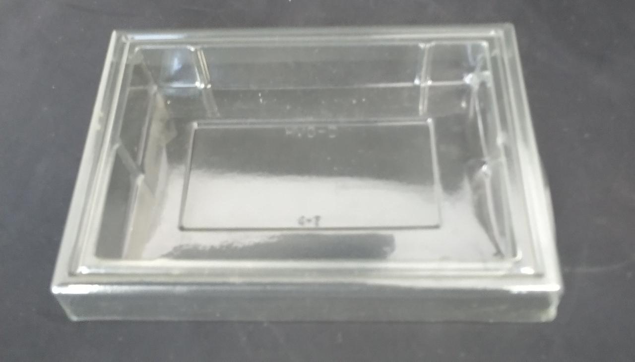 日焼けしてます。