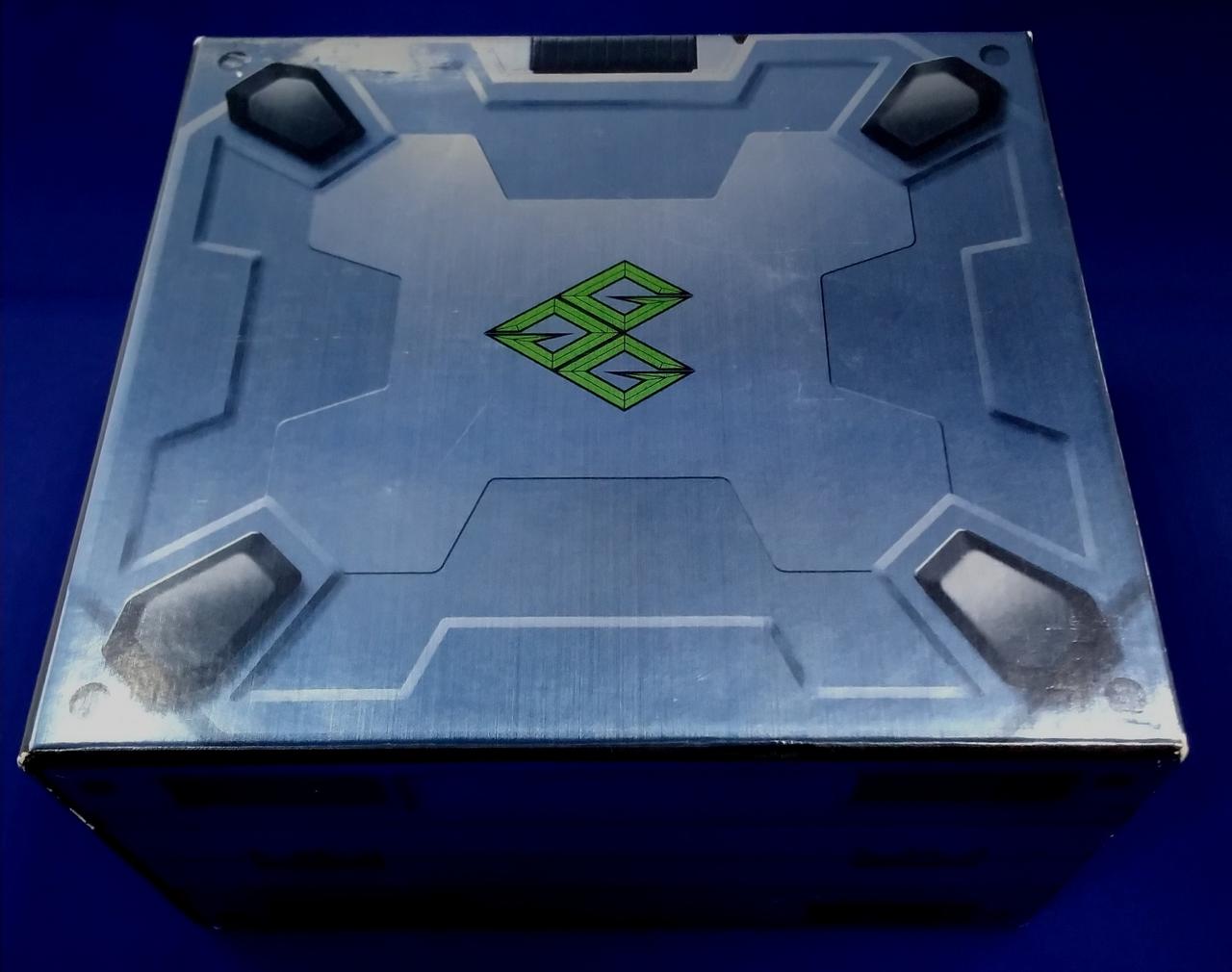 左上剥げてます。