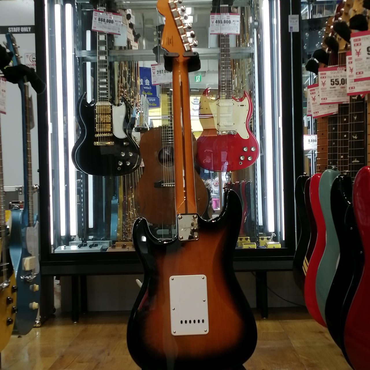 エレキギター　Squier Squier by Fender Paranormal Custom Nashville Stratocaster