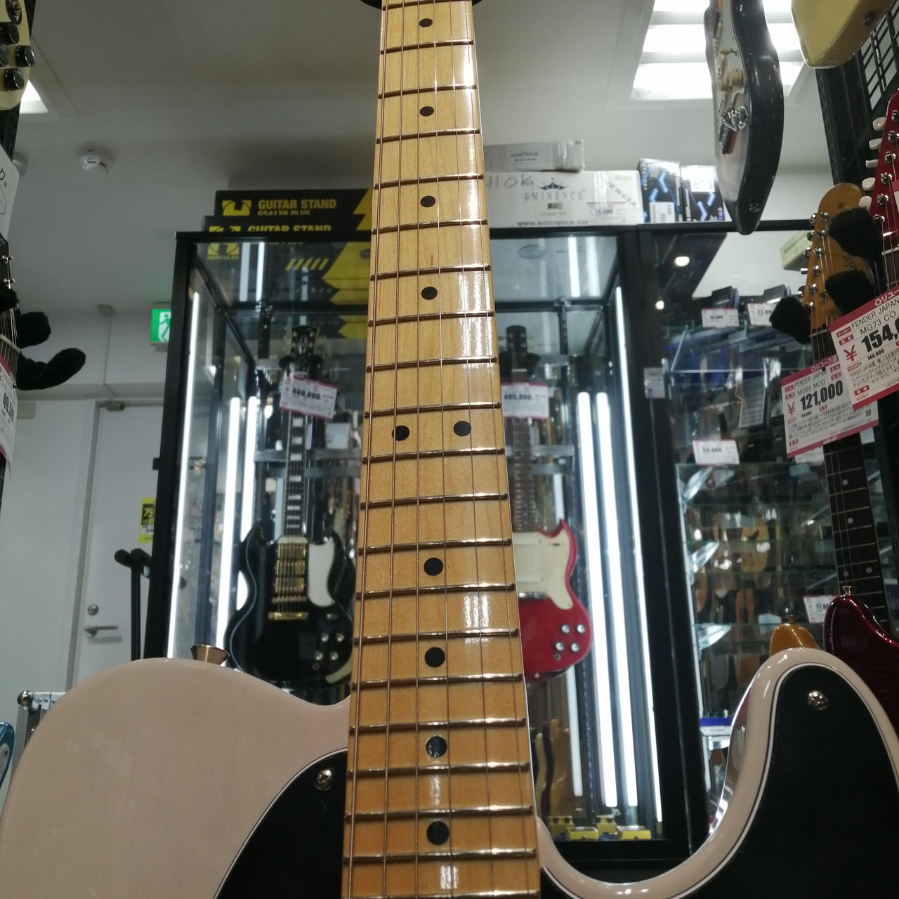 フェンダー　エレキギター Fender Made in Japan Junior Collection Stratocaster 小学生 3