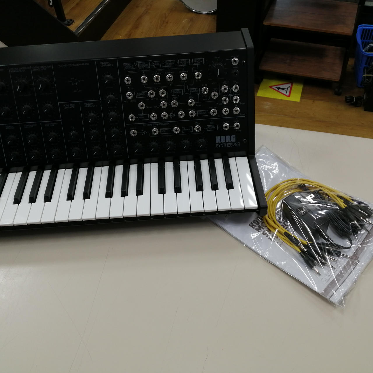 【美品 安心1週間保証付き】KORG コルグ VMS20 シンセサイザー 楽天市場】モニターミキサー付き□KORG コルグ シンセサイザー