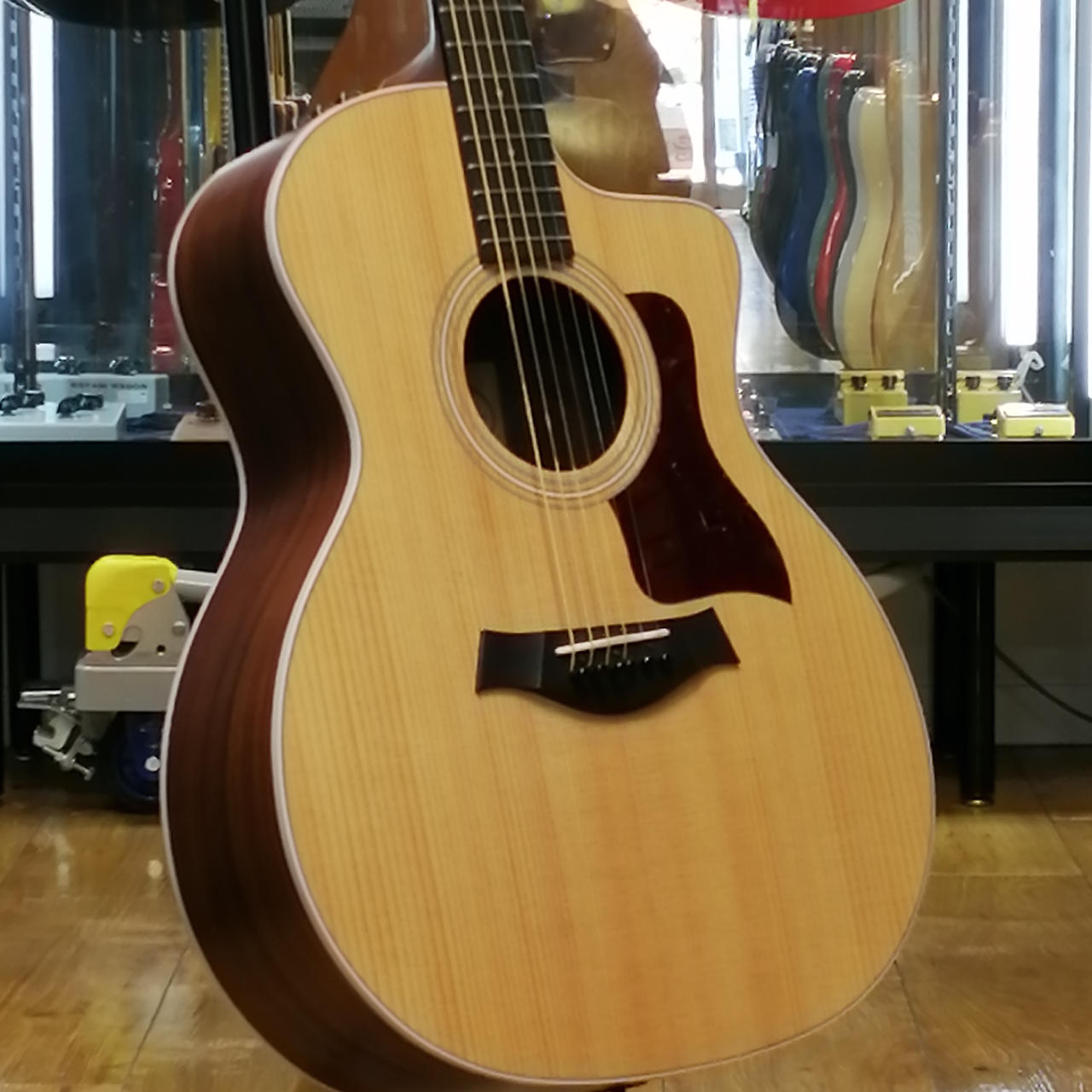 Taylor 214ce 美品 純正ケース付き エレアコ Taylor 214ce 美品 純正ケース付き エレアコ taylor 214ce」の