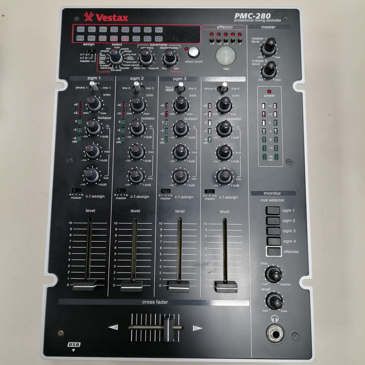 ☆Vestax DJミキサーPMC 15A動作品出入力確認済ヴィンテージ ◎ Vestax PMC-15 DJミキサー - メルカリ