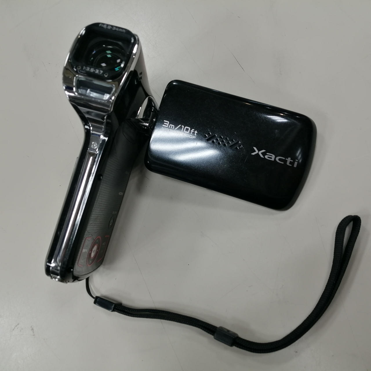 208：Sanyo　DMX-CA100　サンヨー　デジタルビデオカメラ　ジャンク 208：Sanyo DMX-CA100 サンヨー デジタルビデオカメラ ジャンク