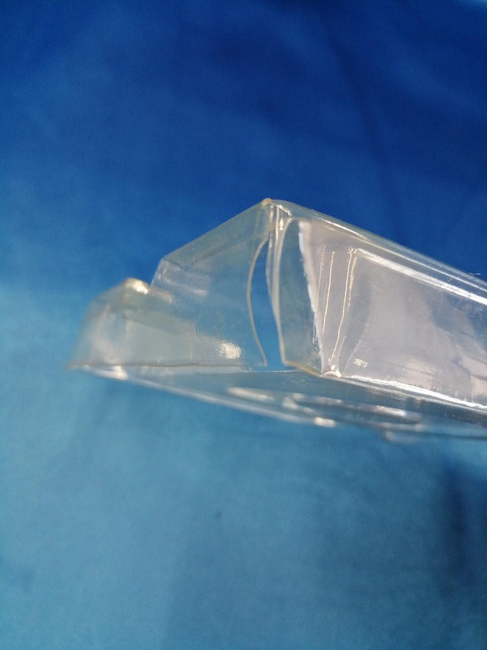 内箱傷みあります