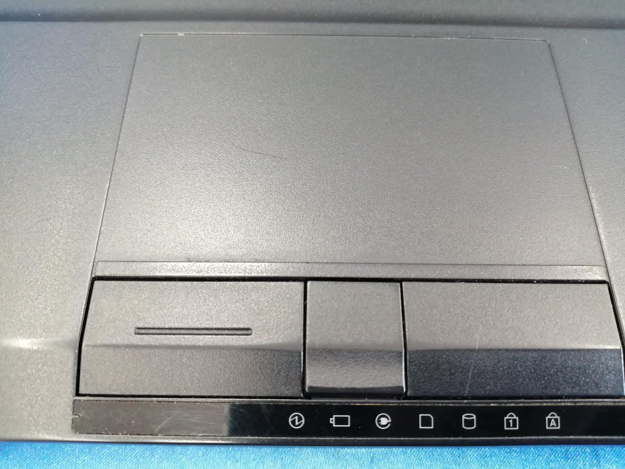 キズ、汚れあります