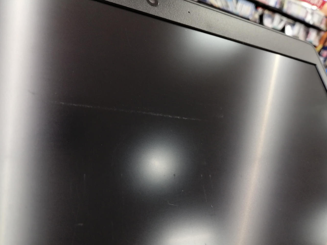 液晶スレあります