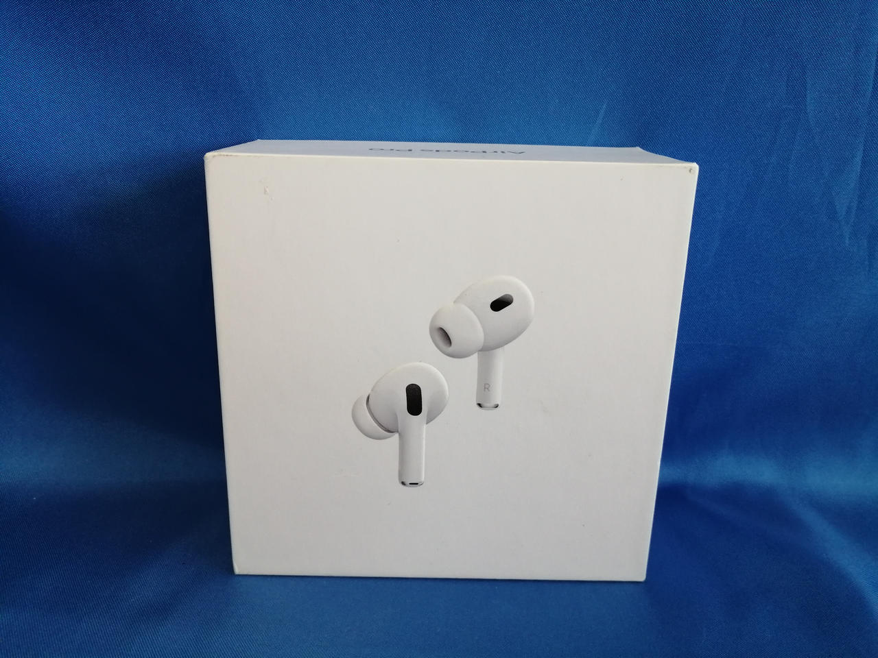 化粧箱に汚れあります