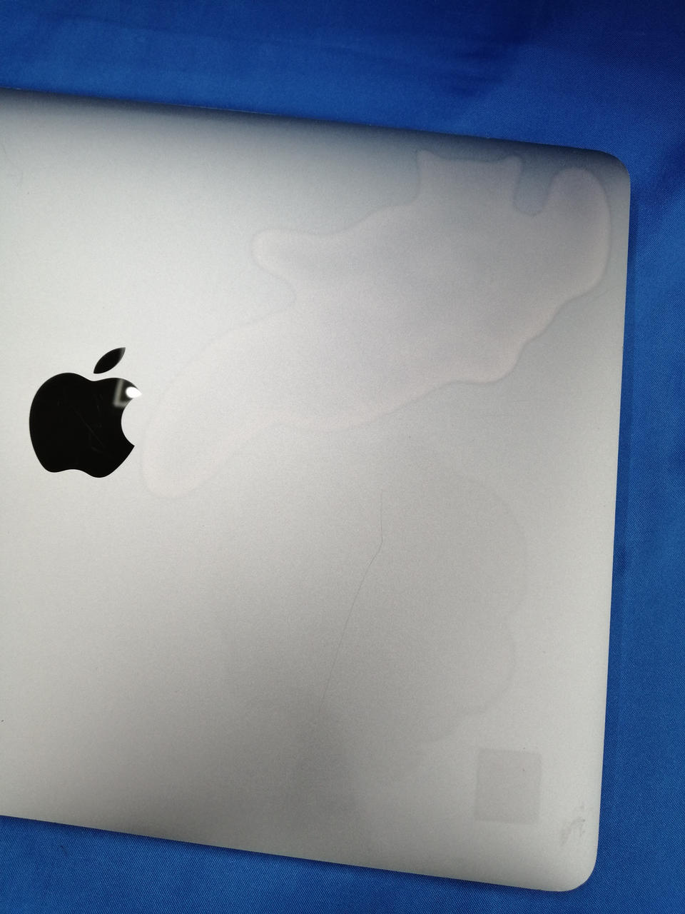 シール痕・キズあります