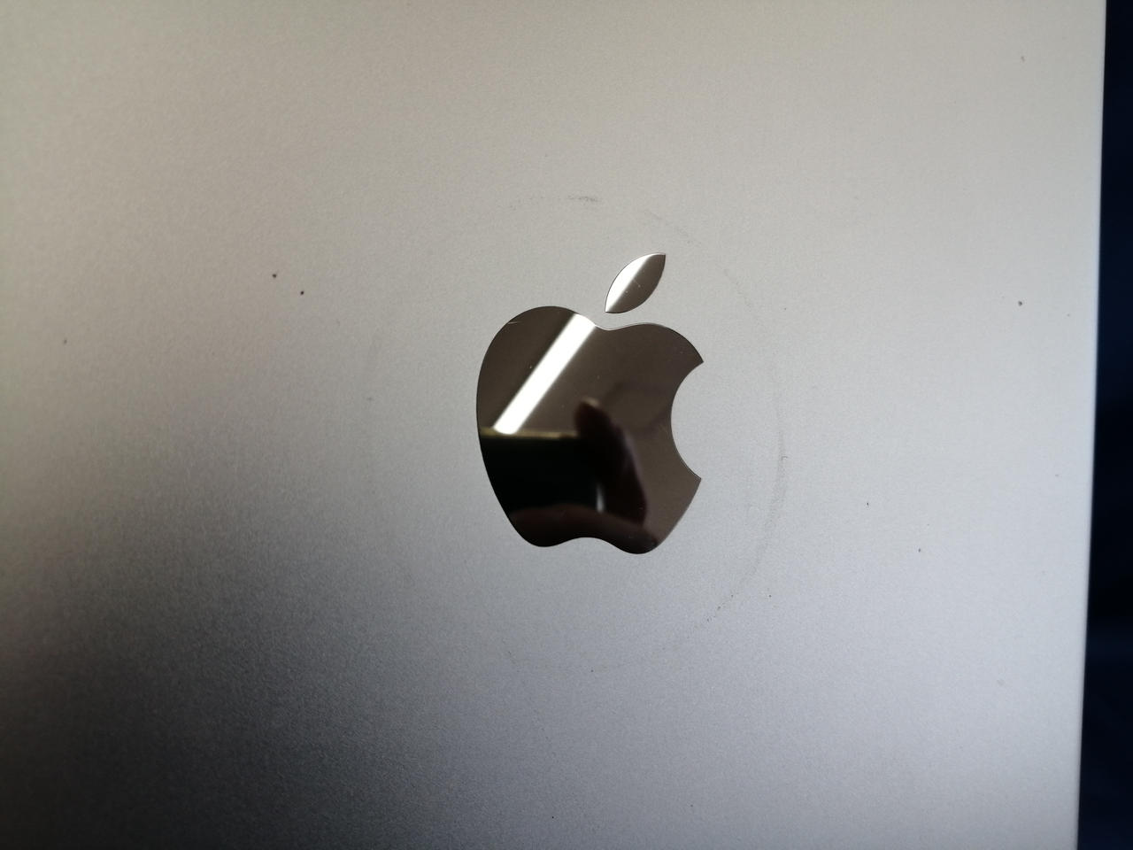 ケースの痕あります